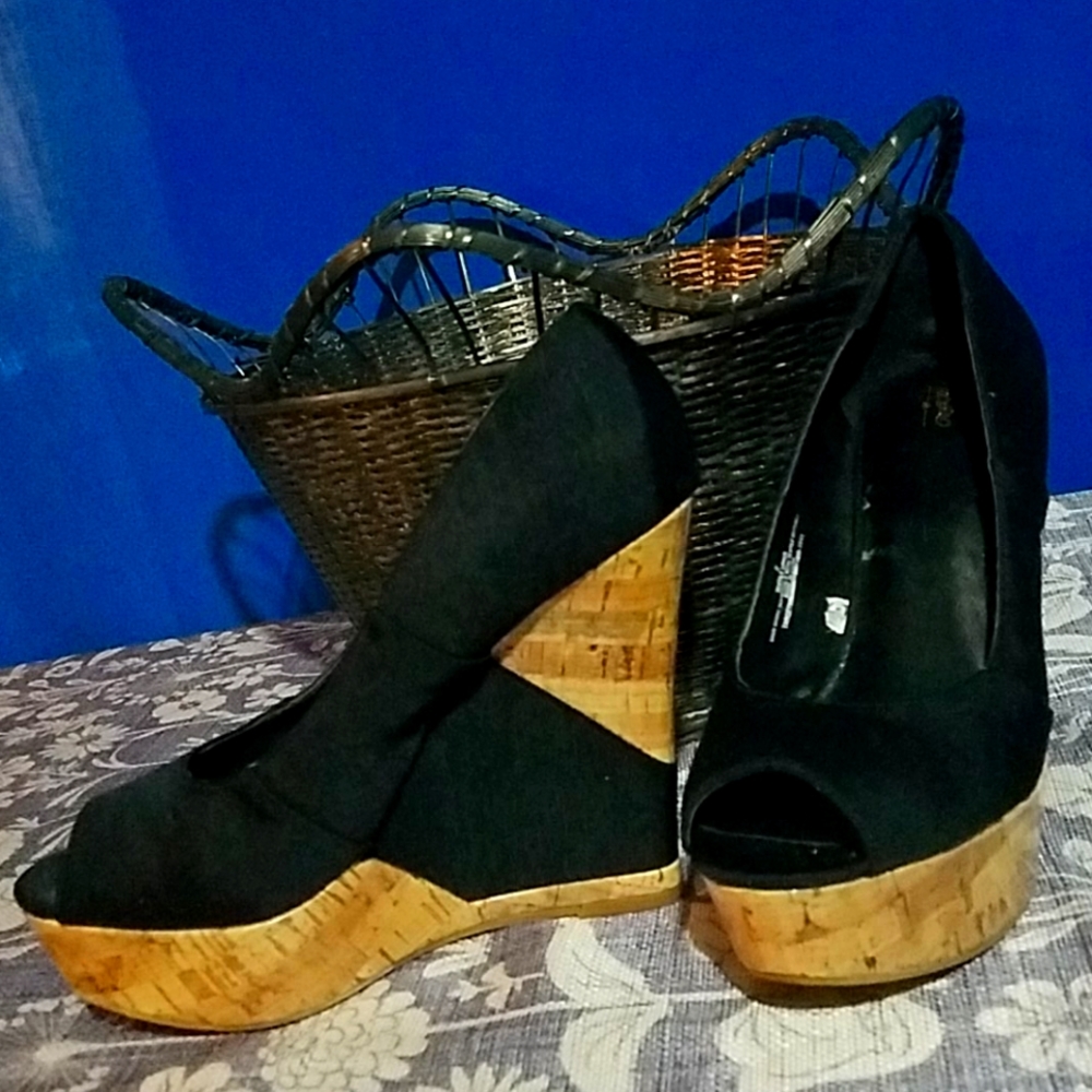 Mossimo wedges